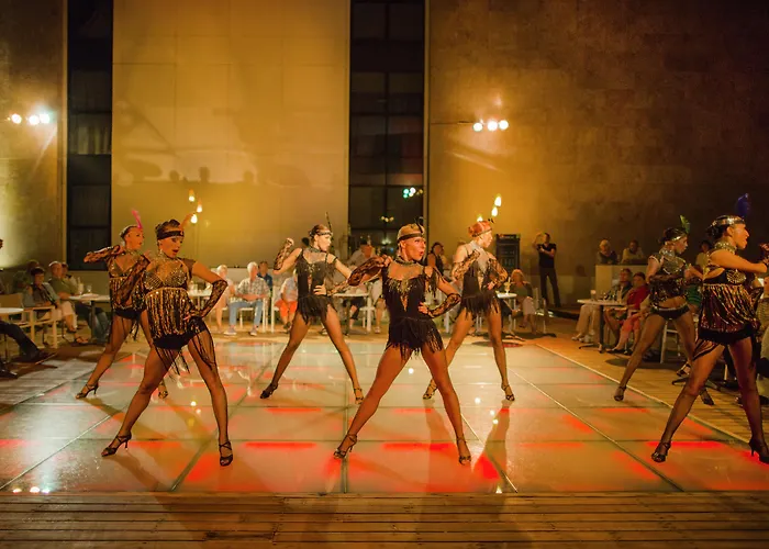 Blue Only Adult 16 5* سيدي