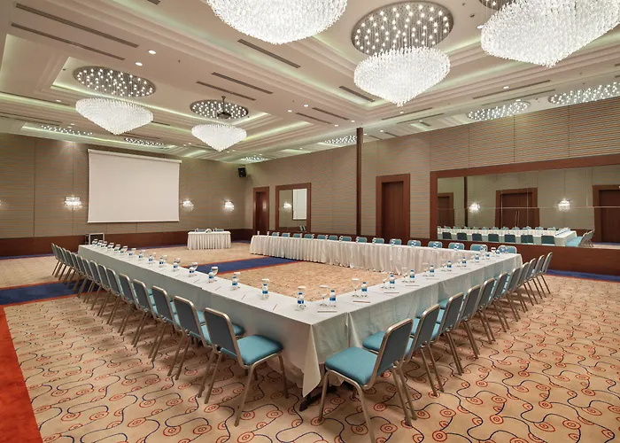 Blue Only Adult 16 5* سيدي