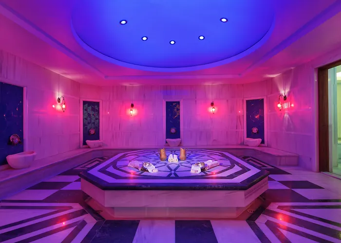 Blue Only Adult 16 Semesteranläggning (resort) 5*