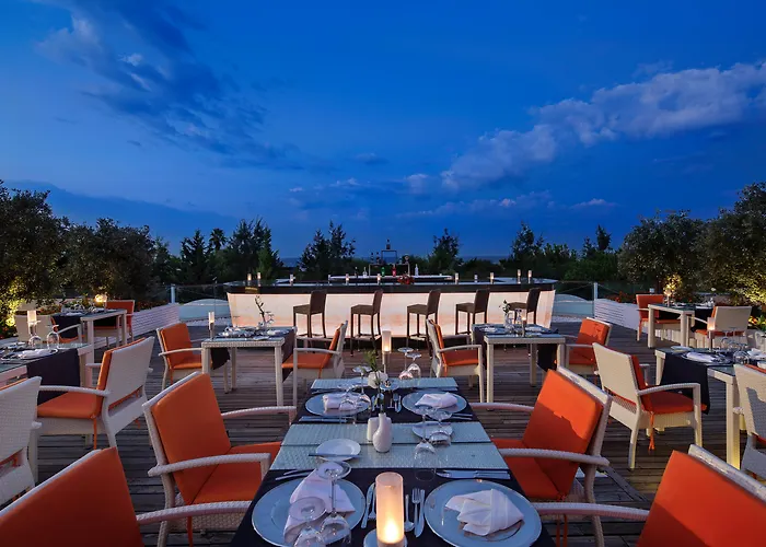 Blue Only Adult 16 Semesteranläggning (resort) Side