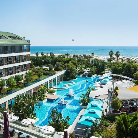 Semesteranläggning (resort) Blue Only Adult 16 5*